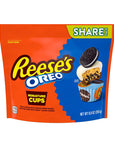 Reese's OREO Milk Chocolate and White Crème Peanut Butter Cups Candy : 9-Ounce Bag