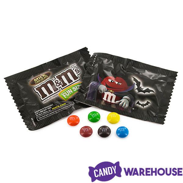 M&M'S Glow In The Dark Milk Chocolate Fun Size Halloween Candy, 15 oz - Jay  C Food Stores