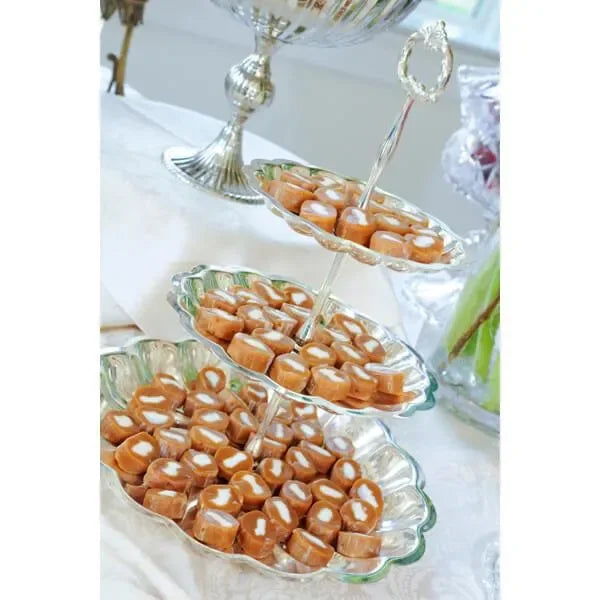 Goetze SIZE 46 Goetze\u0027s Caramel Creams Bulls Eyes Candy: 10LB Bag