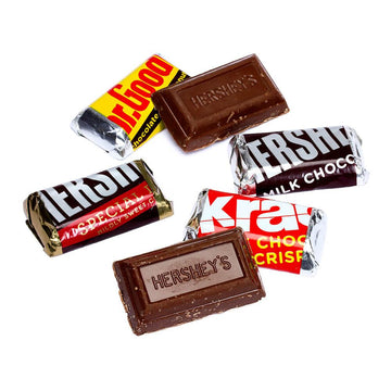 Hershey's Miniatures Chocolate Bars Assortment: 120-Piece Box - Candy Warehouse