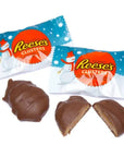 Reeses Christmas Peanut Butter Milk Chocolate Clusters: 10-Ounce Bag