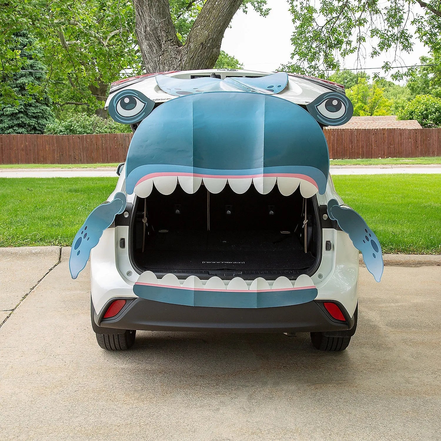 Jonah & the Whale Trunk-or-Treat Decorating Kit