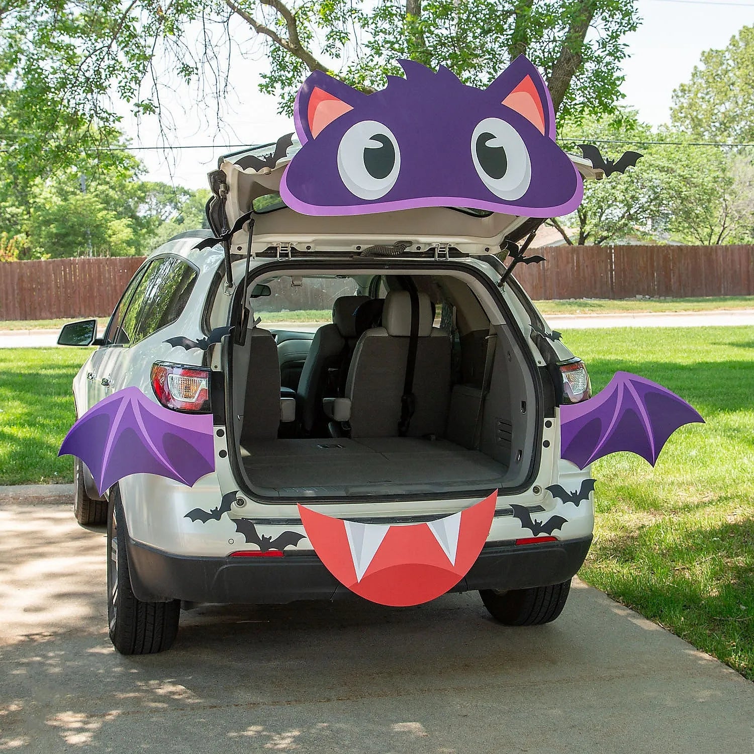 Bat Trunk-or-Treat Decorating Kit