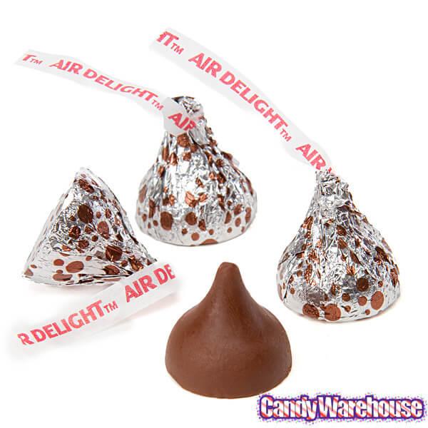 Hershey's Kisses Air Delight Milk Chocolate Candy: 70-Piece Bag - Candy Warehouse