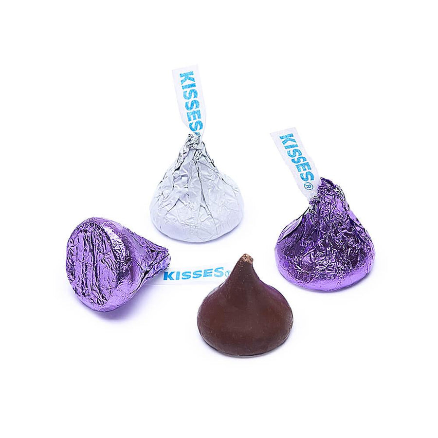 Hershey's Kisses Color Combo - Purple and White: 800-Piece Box - Candy Warehouse