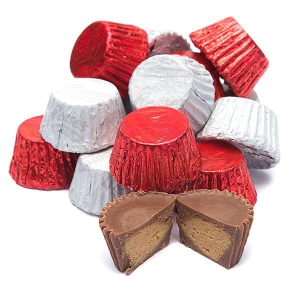 Reeses Peanut Butter Cups Color Combo - Red and White: 400-Piece Box - Candy Warehouse