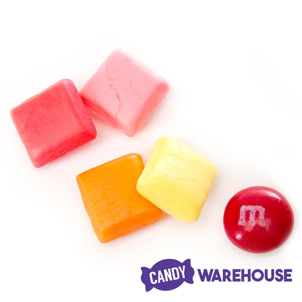https://www.candywarehouse.com/cdn/shop/files/starburst-minis-fruit-chews-candy-original-8-ounce-bag-candy-warehouse-5_1100x.jpg?v=1689321957
