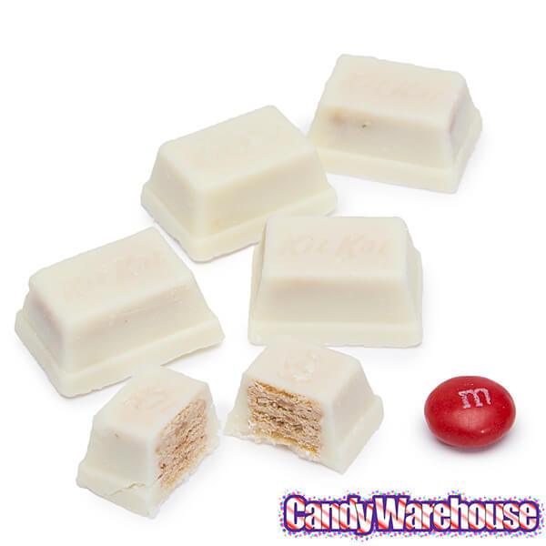 White Chocolate Kit Kat Minis Candy: 7.6-Ounce Bag - Candy Warehouse